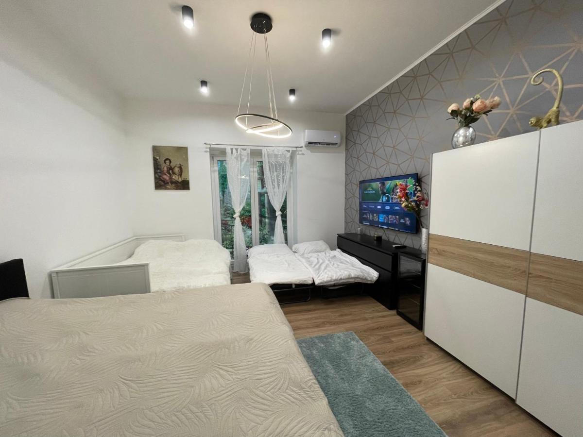 Budapest Garden Apartman Esterno foto